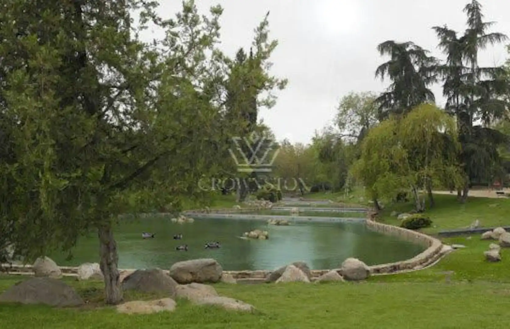 Jardín de Piso para compartir en Madrid con Aire acondicionado, Calefacción y Amueblado