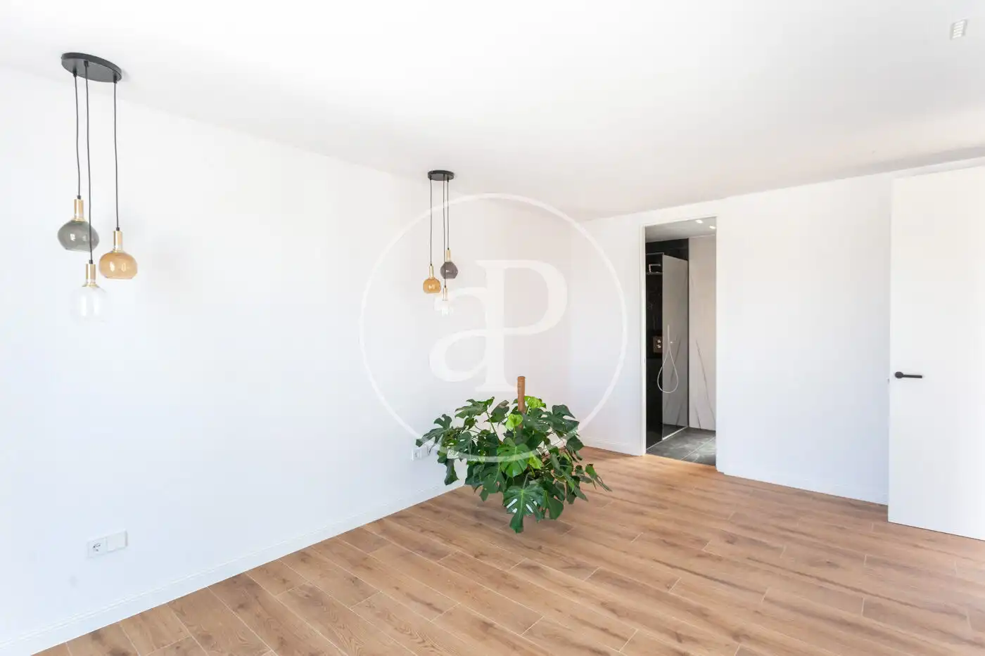 Casa aparellada amb piscina en venda a C. Tallín, imagen 34