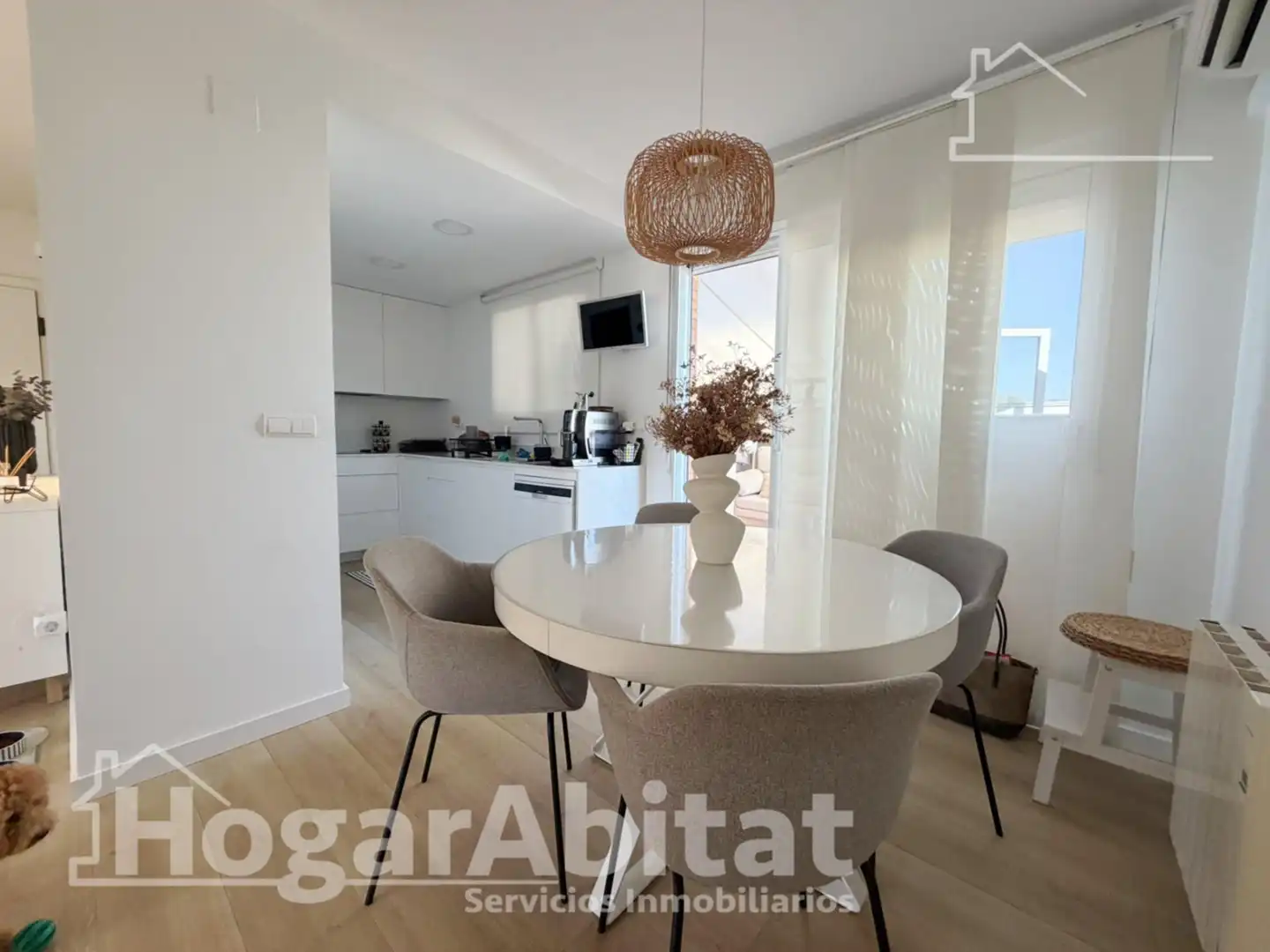 Dining room of Attic for sale in Chiva  with Air Conditioner and Terrace