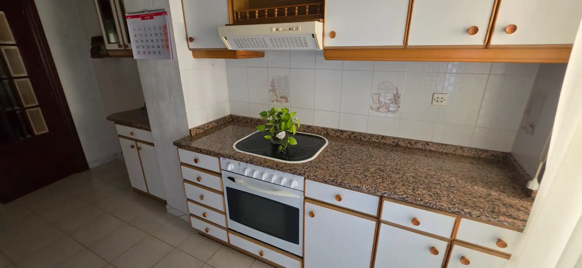 Cuina de Pis en venda en Zaragoza amb Aire condicionat, Calefacció i Jardí privat