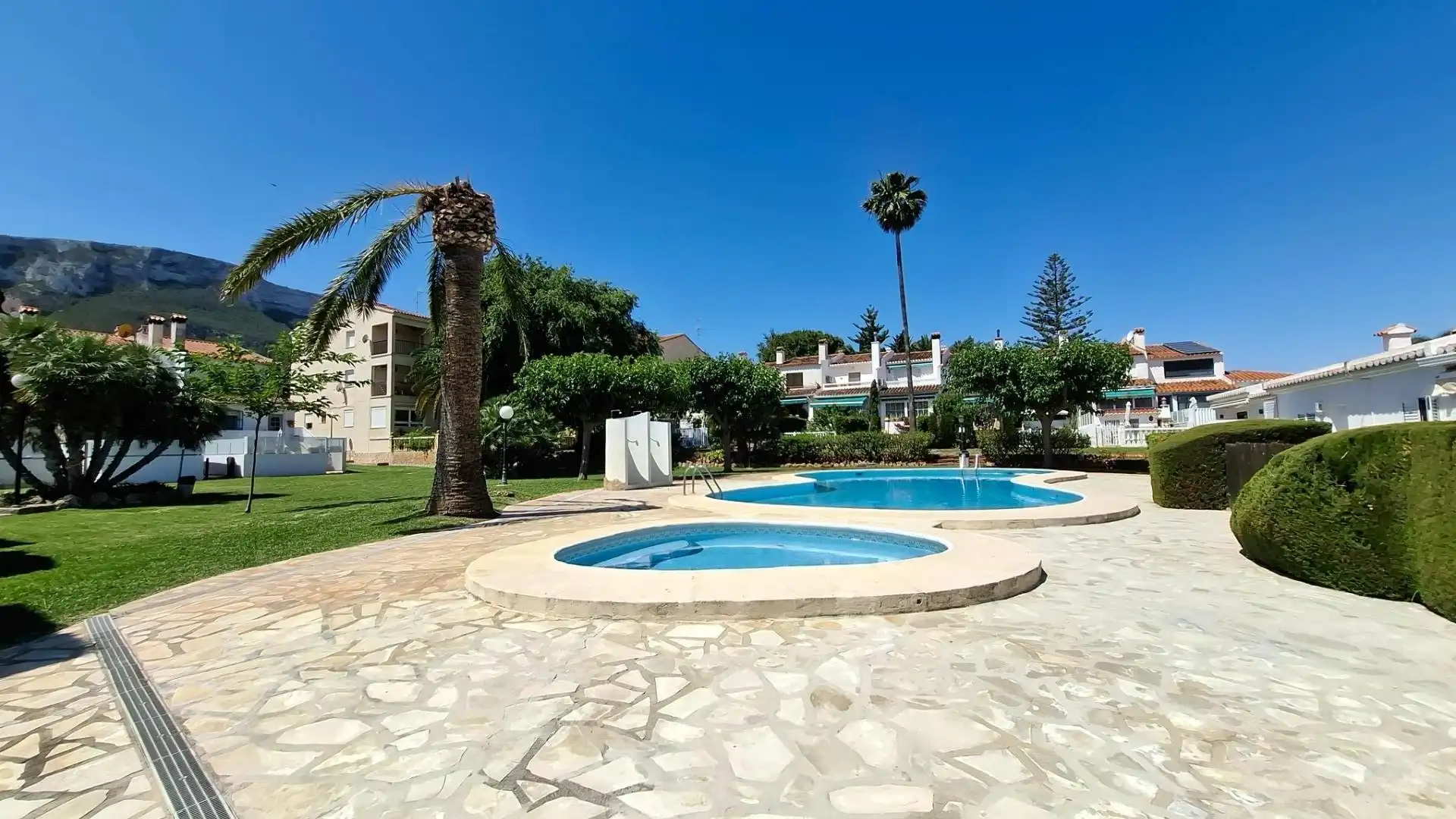 Piscina de Planta baja en venta en Dénia con Terraza