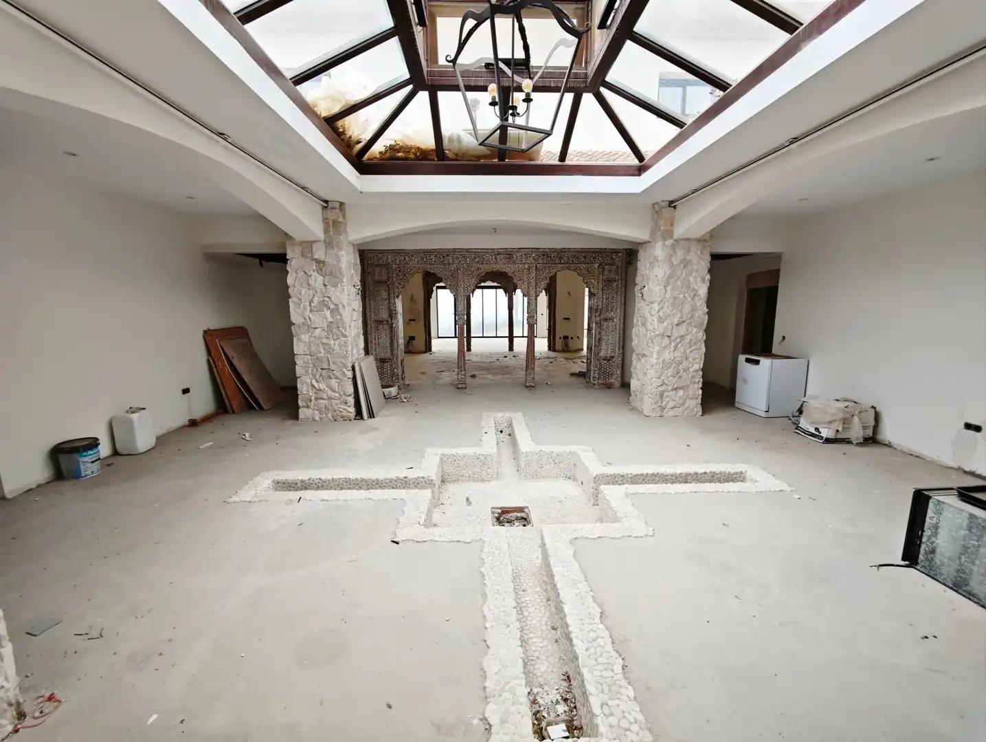 Detached house with pool for sale in Urbanizacion La Mairena