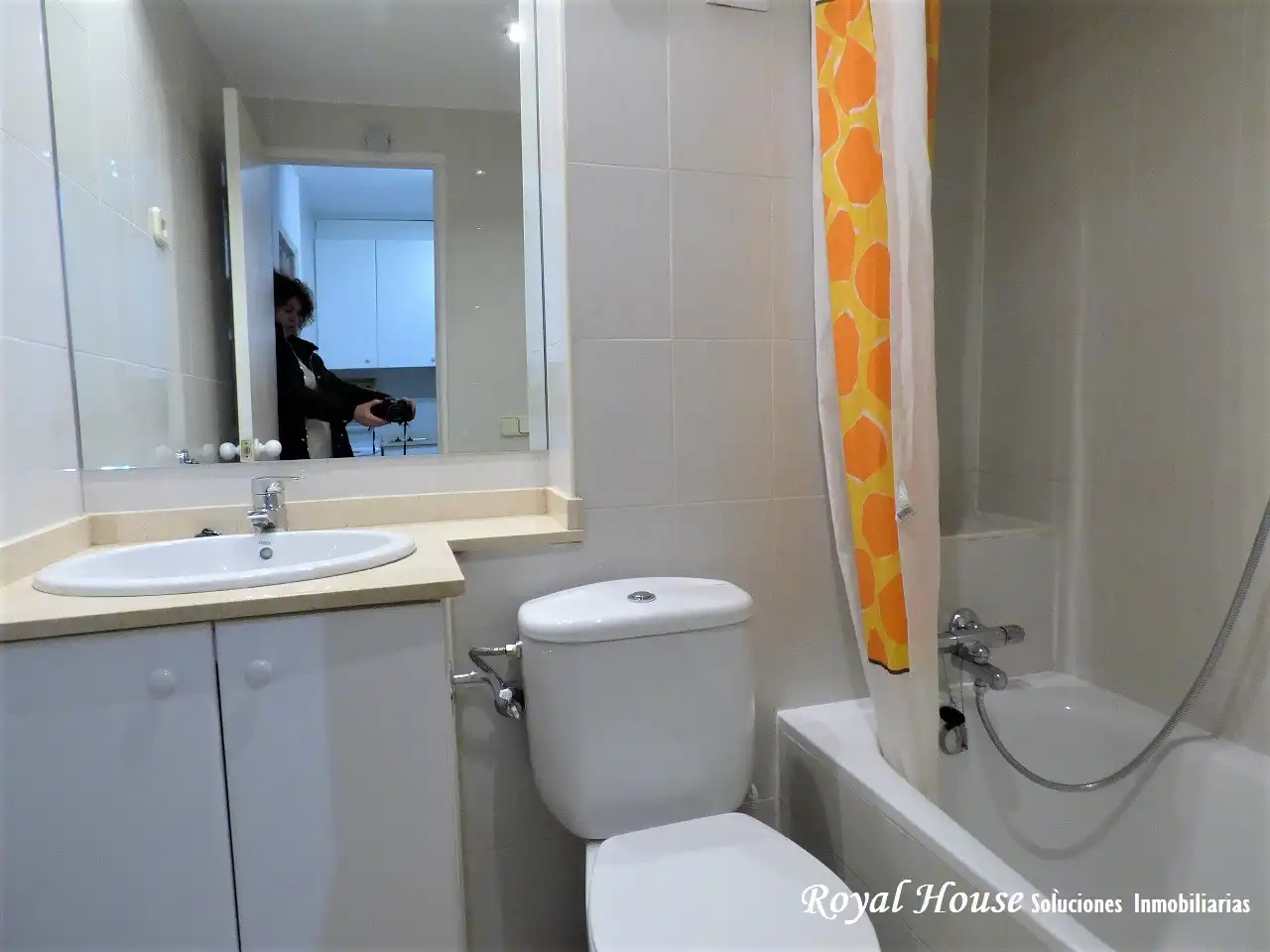 Baño de Apartamento en venta en Collado Villalba con Calefacción y Piscina comunitaria