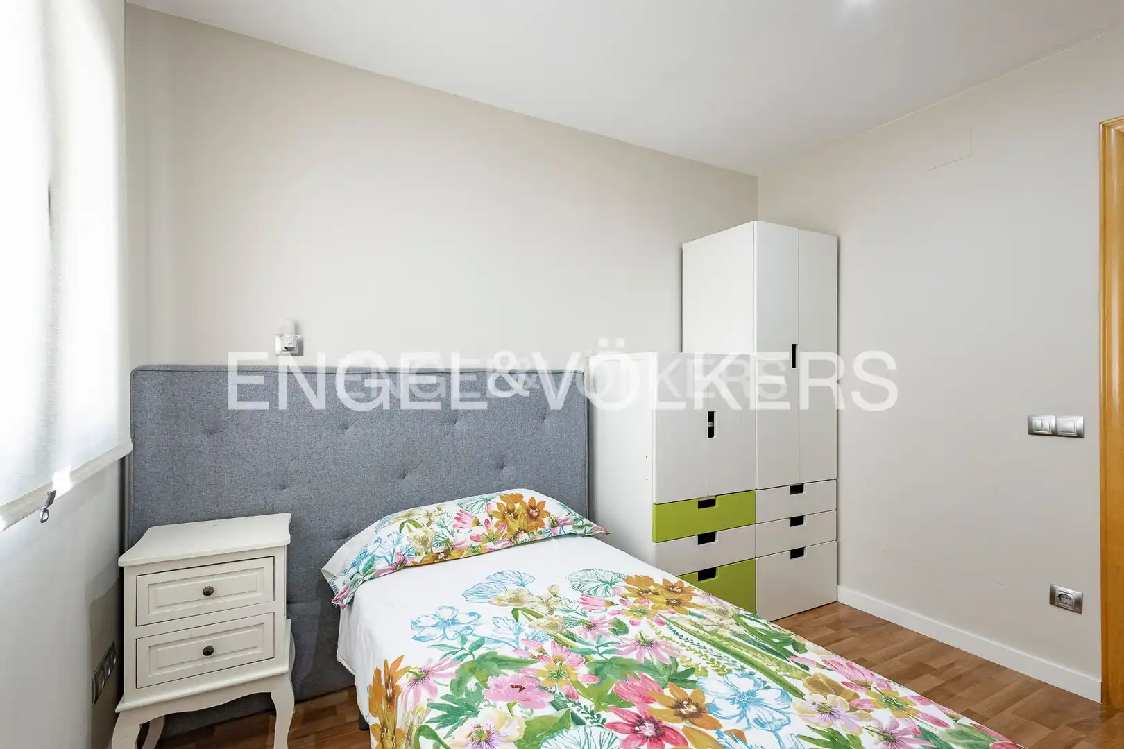 Schlafzimmer von Wohnung zur Miete in Esplugues de Llobregat mit Klimaanlage, Heizung und Parkett