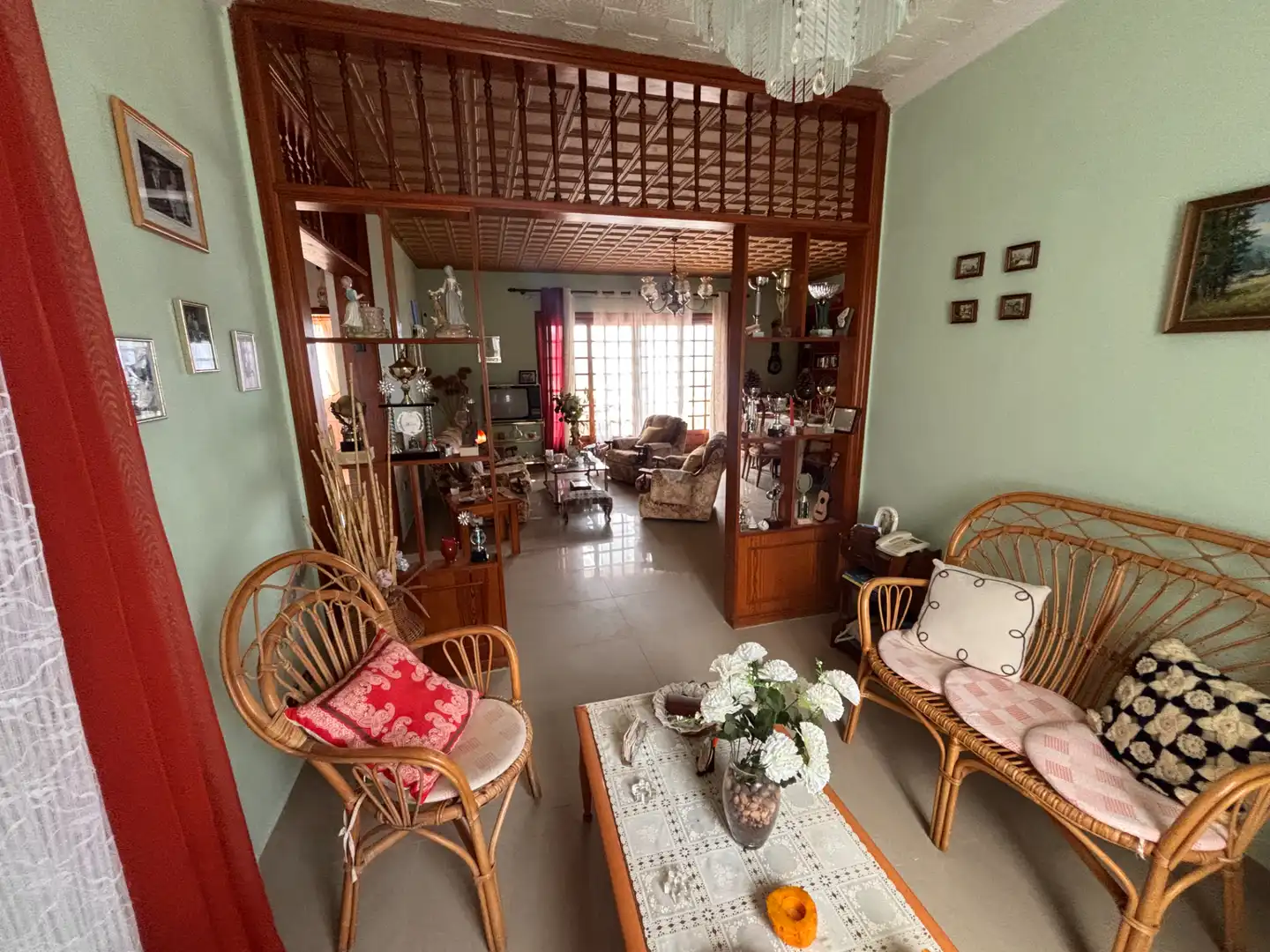 Sala d'estar de Casa o xalet en venda en Icod de los Vinos amb Jardí privat, Terrassa i Traster