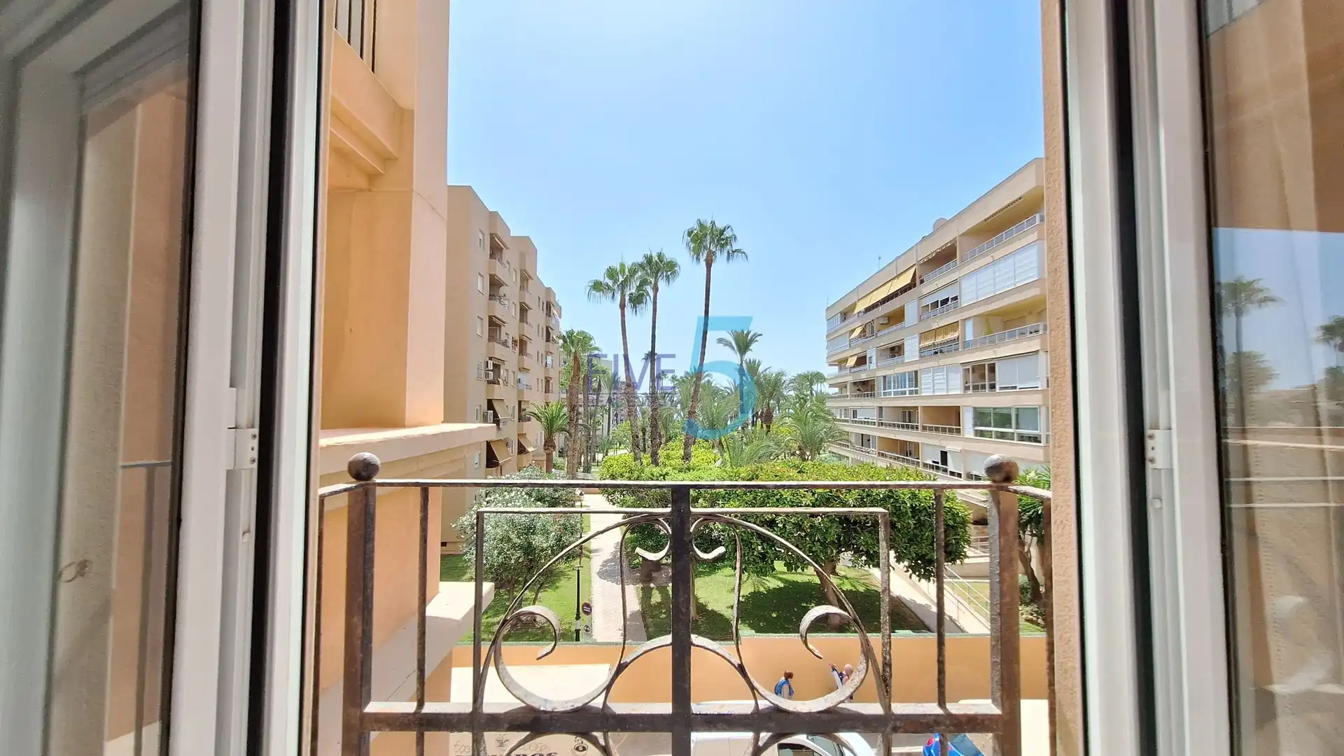 Piso con terraza en venta en Playa de los Locos, imagen 13