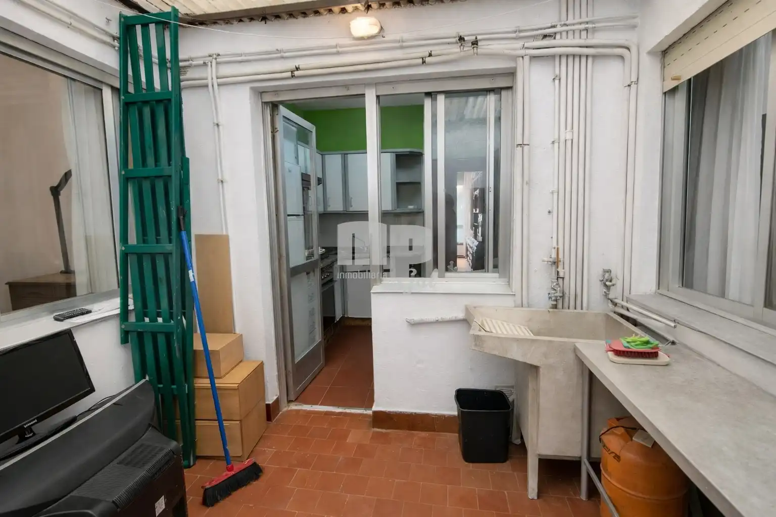 Cocina de Piso en venta en Redondela con Calefacción, Terraza y Balcón