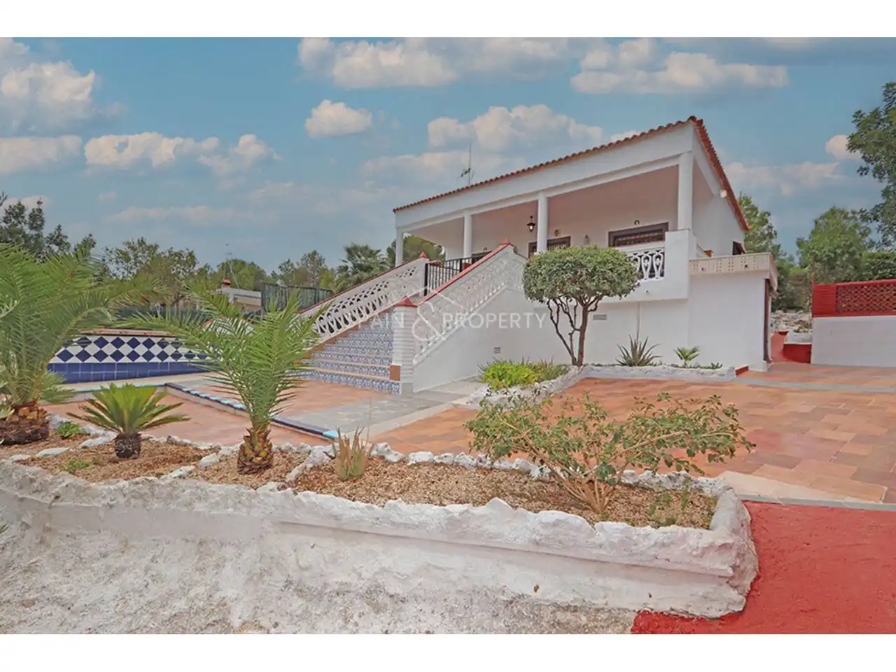 Detached house with pool for sale in Montserrat, imagen 3