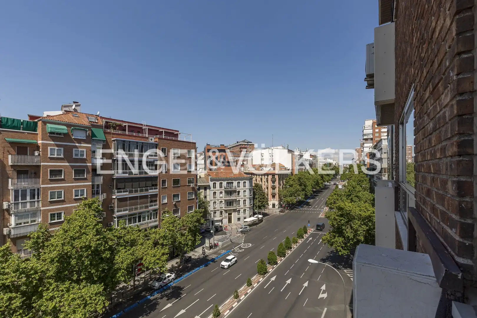 Vista exterior de Piso de alquiler en Barrio de Salamanca