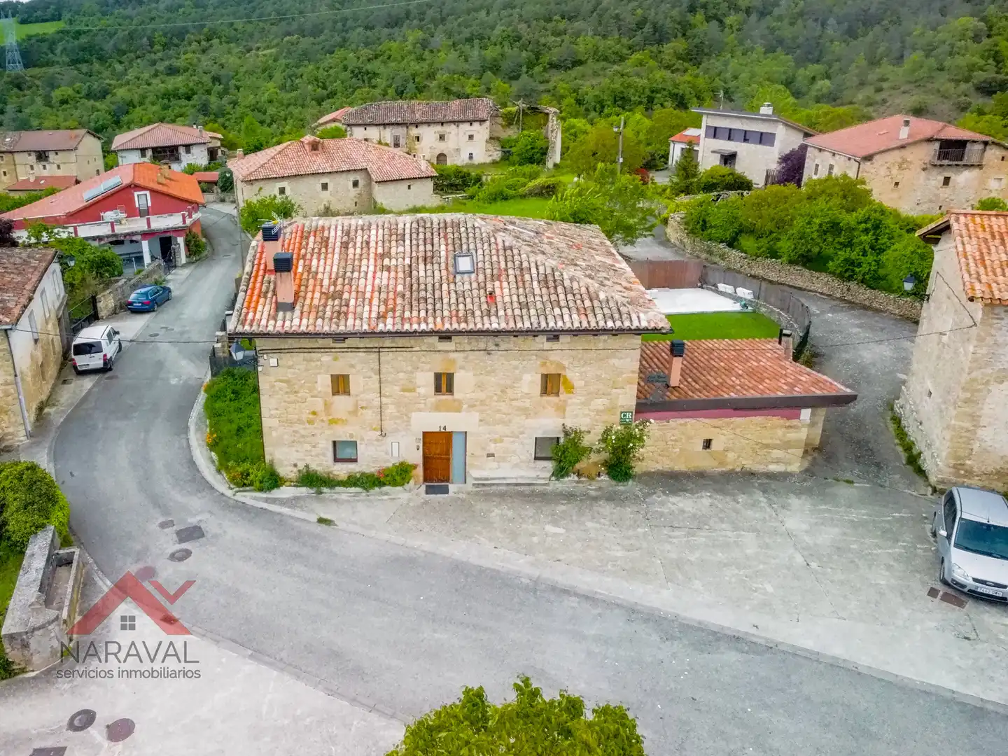 Vista exterior de Casa o xalet en venda en Valdegovia / Gaubea amb Calefacció, Jardí privat i Terrassa
