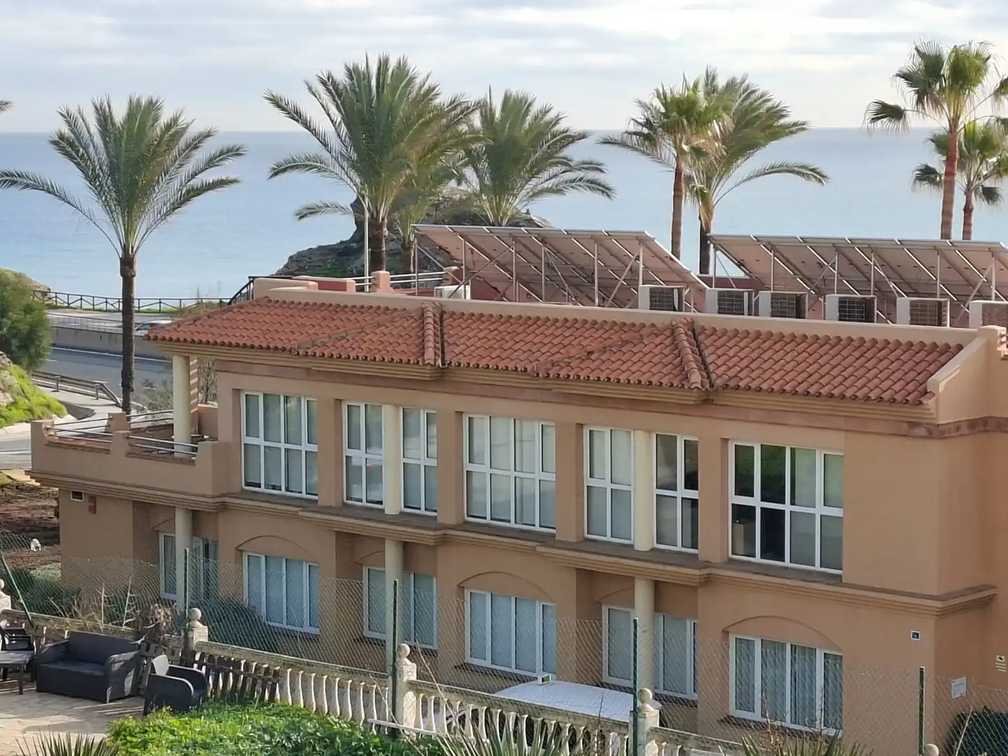 Vista exterior de Casa o xalet en venda en Mijas amb Aire condicionat, Calefacció i Jardí privat