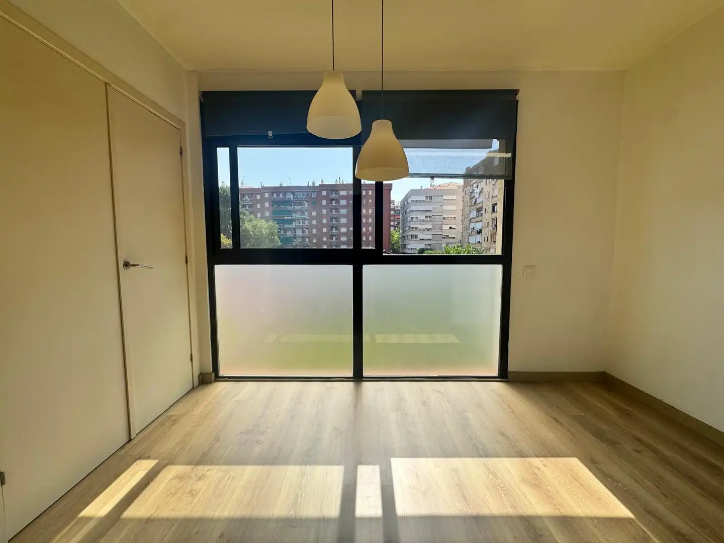 Habitación de Piso en venta en Barcelona con Aire acondicionado, Calefacción y Terraza