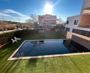 Piscina de Planta baixa en venda en Mataró amb Aire condicionat, Calefacció i Jardí privat