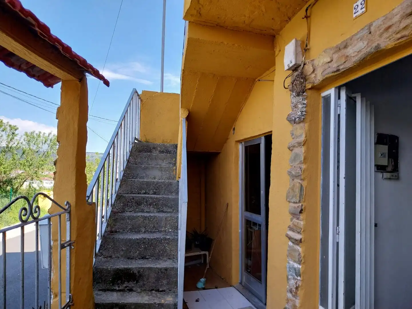 Exterior view of Houses for sale in O Carballiño  