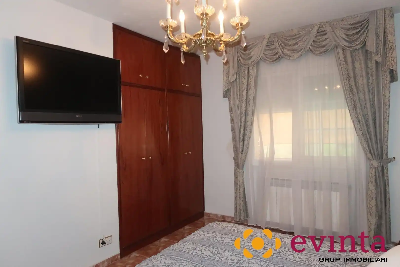 Habitación de Casa o chalet en venta en Vallirana con Calefacción, Jardín privado y Terraza