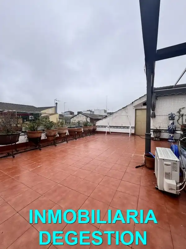 Terrace of Attic for sale in Linares  with Terrace, Storage room and Balcony