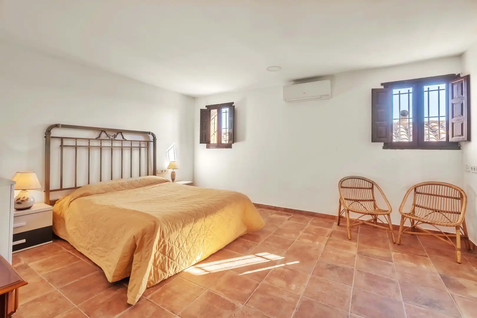 Habitación de Finca rústica en venta en Bigues i Riells del Fai con Aire acondicionado y Calefacción