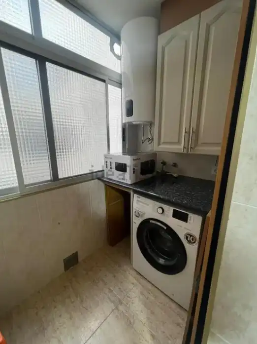 Küche von Wohnung zur Miete in Burjassot mit Möbliert, Ofen und Waschmaschine