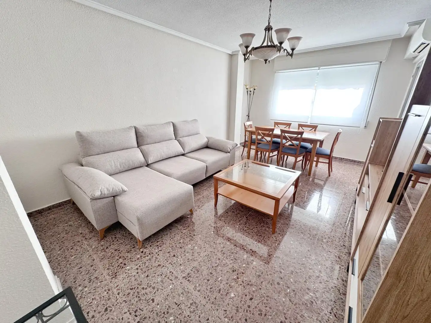 Sala de estar de Piso de alquiler en Petrer con Aire acondicionado, Amueblado y Balcón