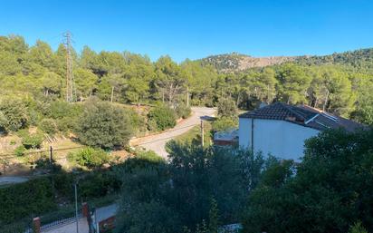 Vista exterior de Casa o xalet en venda en Vallirana amb Aire condicionat, Terrassa i Balcó