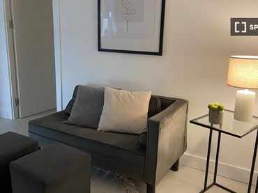 Wohnung mit Balkon zur Miete in Usera