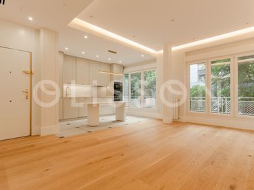 Piso con ascensor en venta en Chamberí