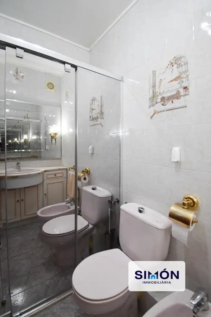 Bathroom of Flat for sale in Manresa  with Balcony