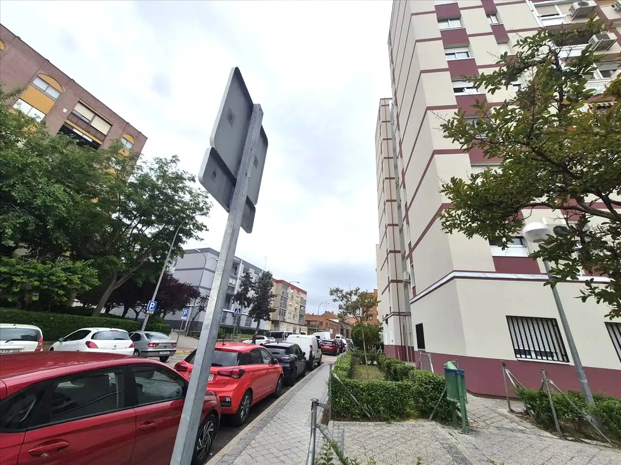 Außenansicht von Wohnung zum Verkauf in Fuenlabrada