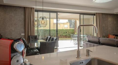 Foto 3 de Casa adosada de lloguer a Sierra Blanca, Marbella