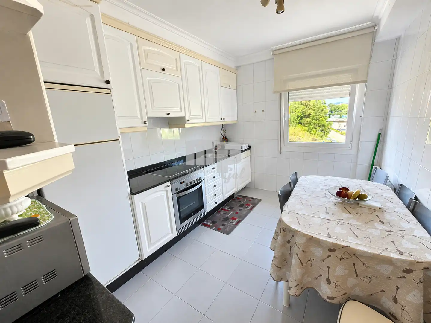 Kitchen of Houses for sale in Vigo   with Heating, Private garden and Storage room