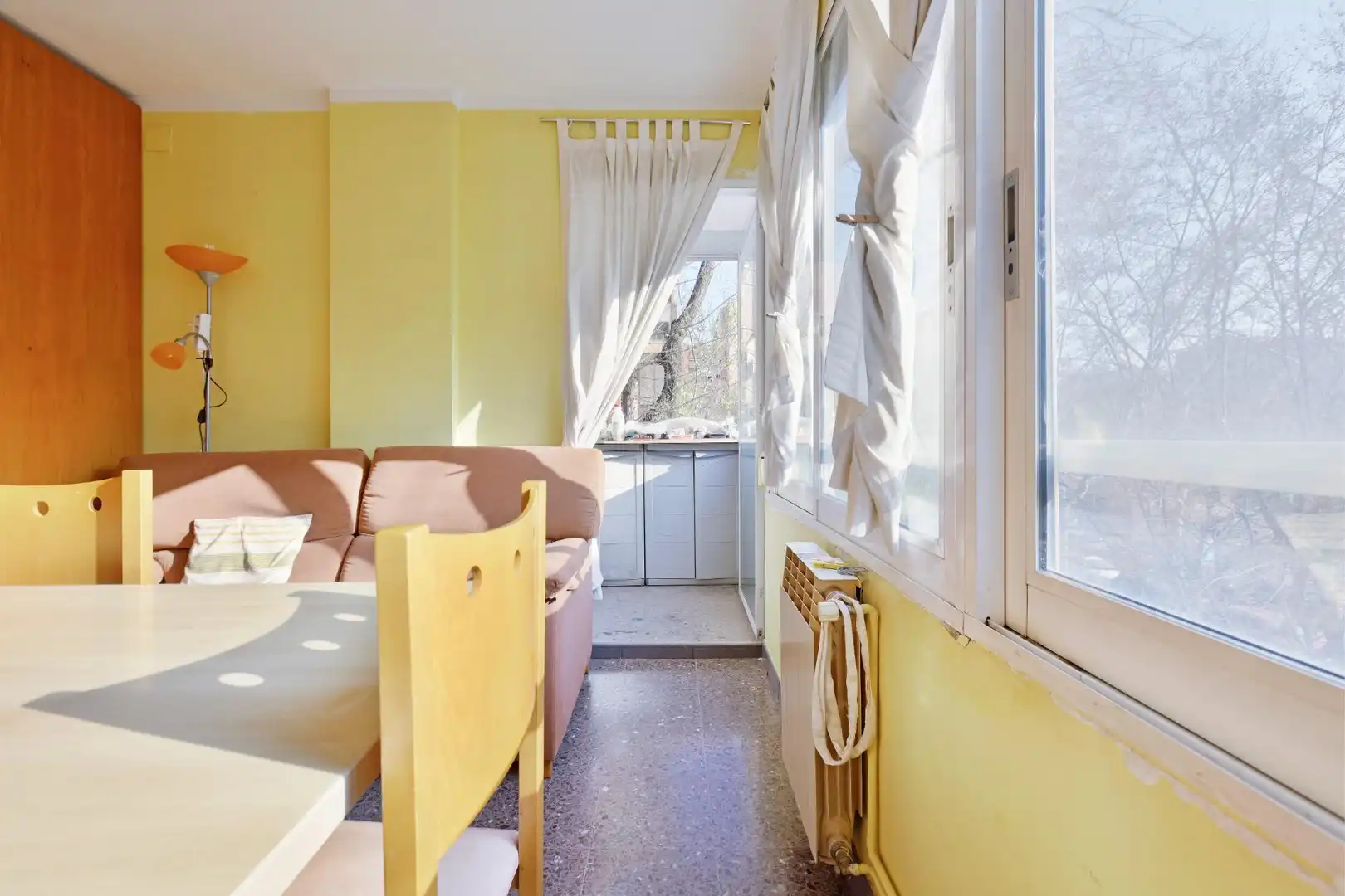 Bedroom of Apartments for sale in Barcelona