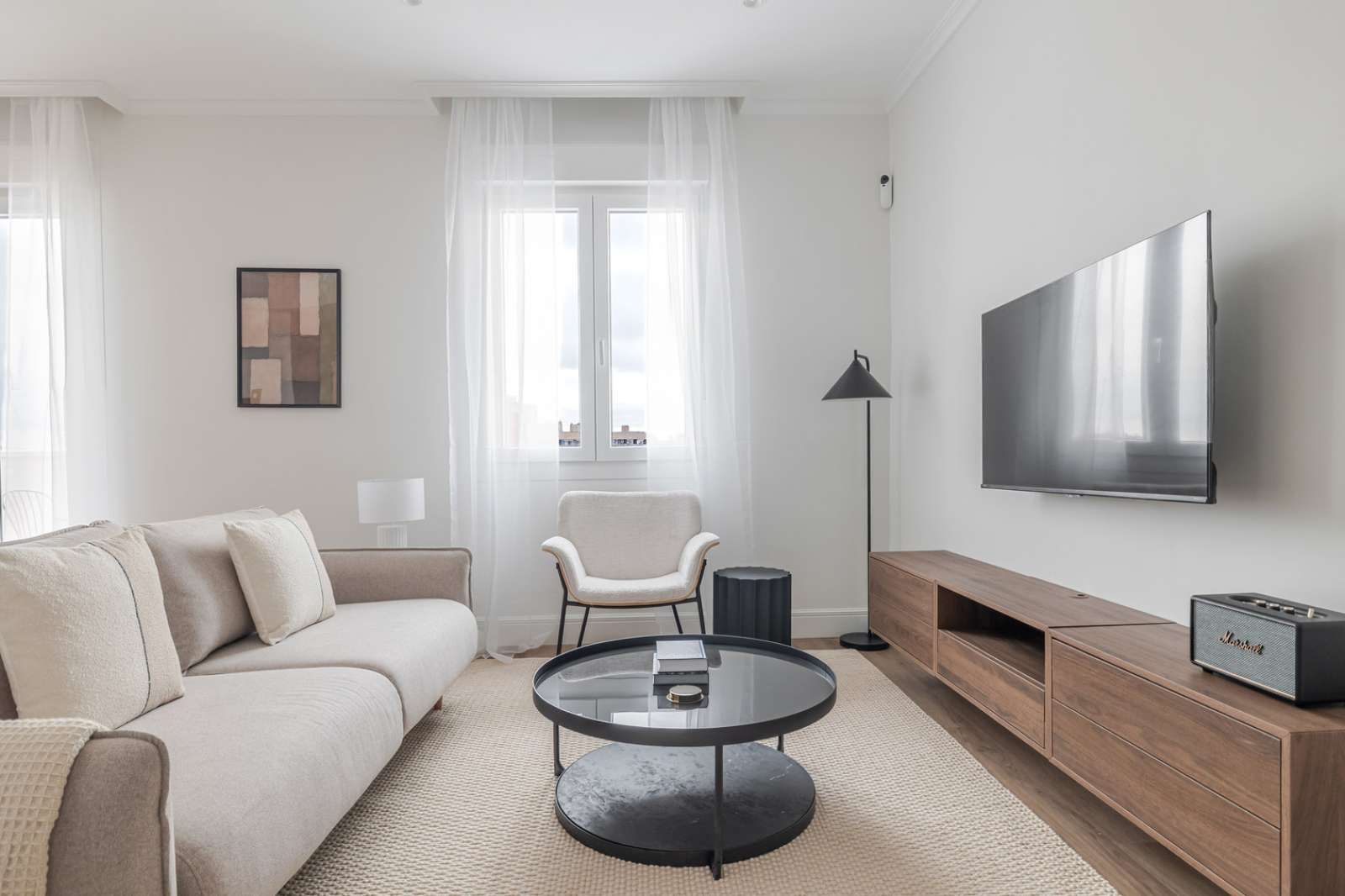 Living room of Apartment to share in  Madrid Capital  with Air Conditioner, Terrace and Furnished