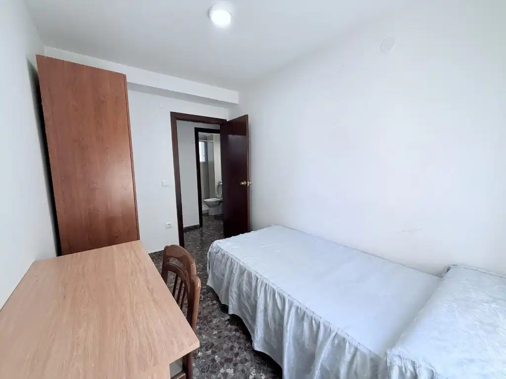 Bedroom of Flat for sale in Córdoba
