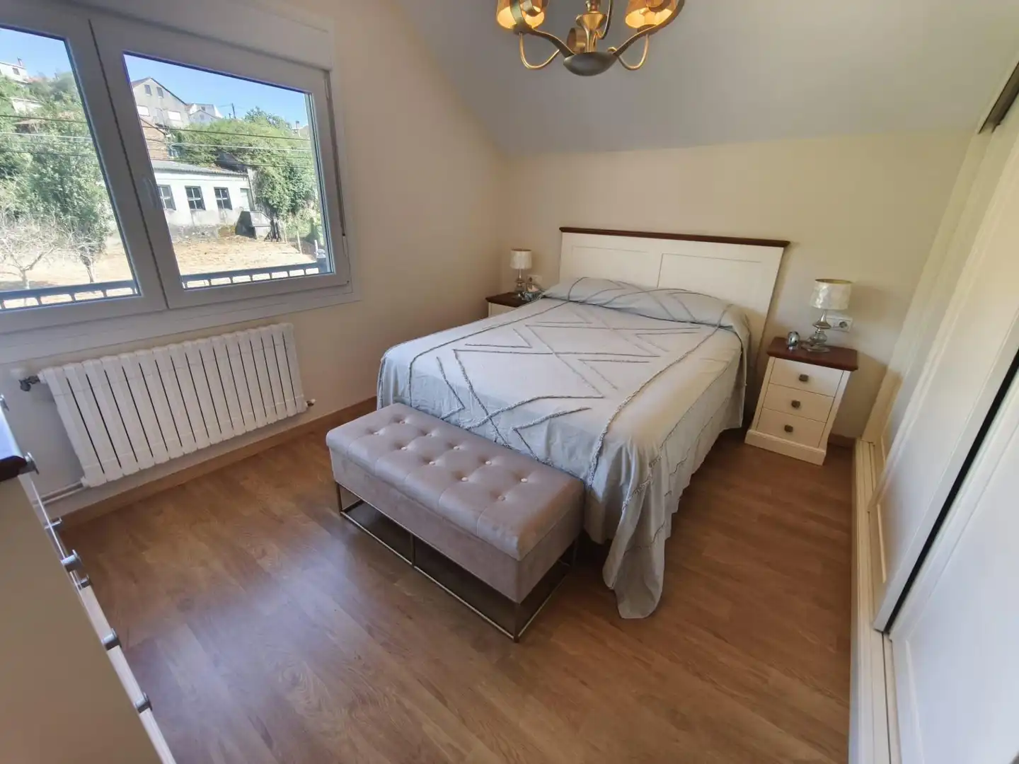 Habitación de Local en venta en Lousame con Aire acondicionado, Calefacción y Amueblado