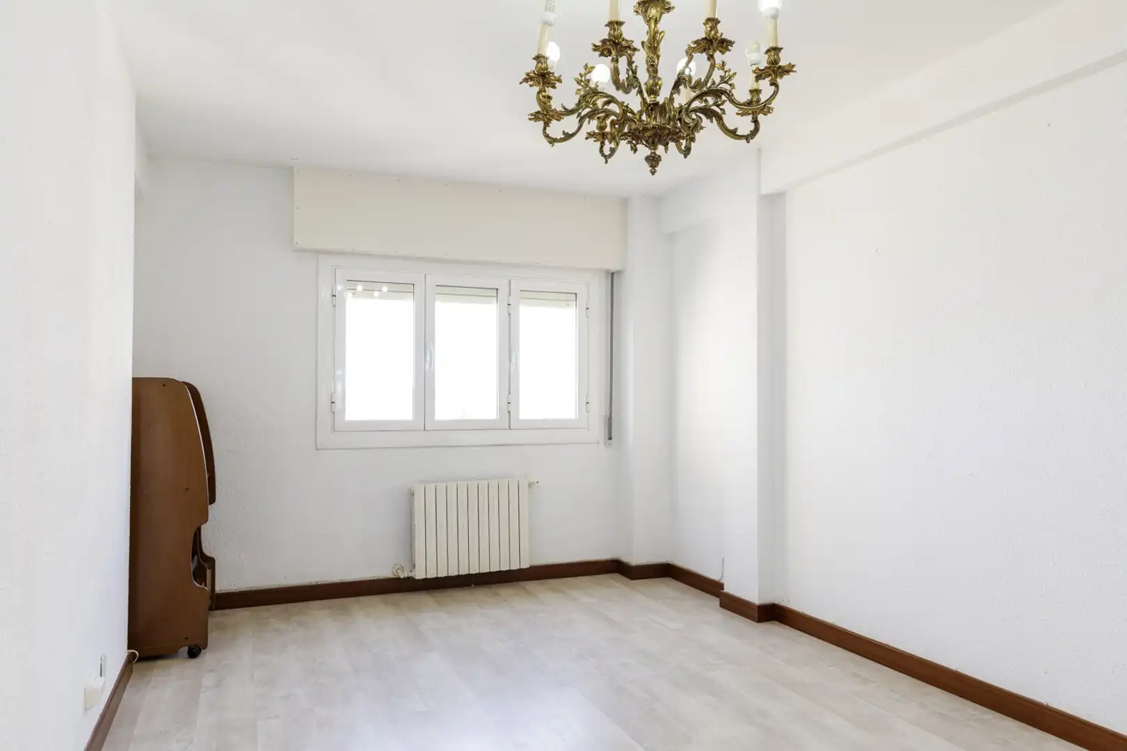 Bedroom of Flat for sale in Zaragoza  with Storage room