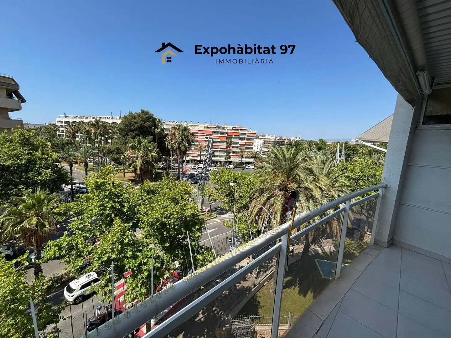 Apartamento con piscina en venta en PLAZA EUROPA 11, imagen 7