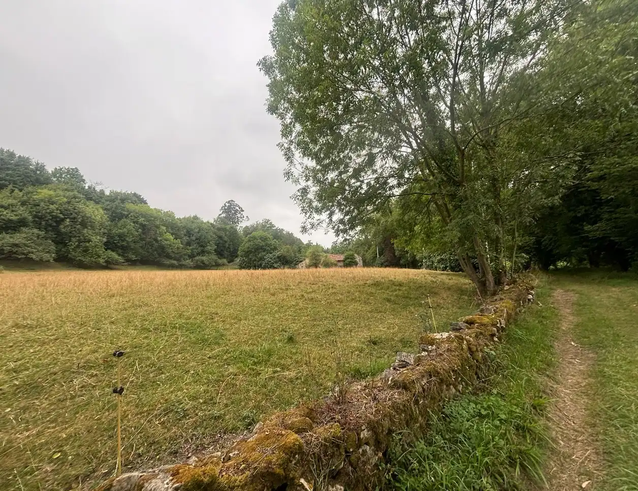 Finca rústica en venda en Gijón  amb Jardí privat