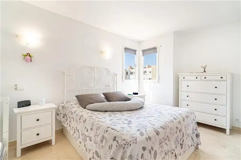 Habitación de Piso de alquiler en  Palma de Mallorca con Aire acondicionado, Calefacción y Terraza