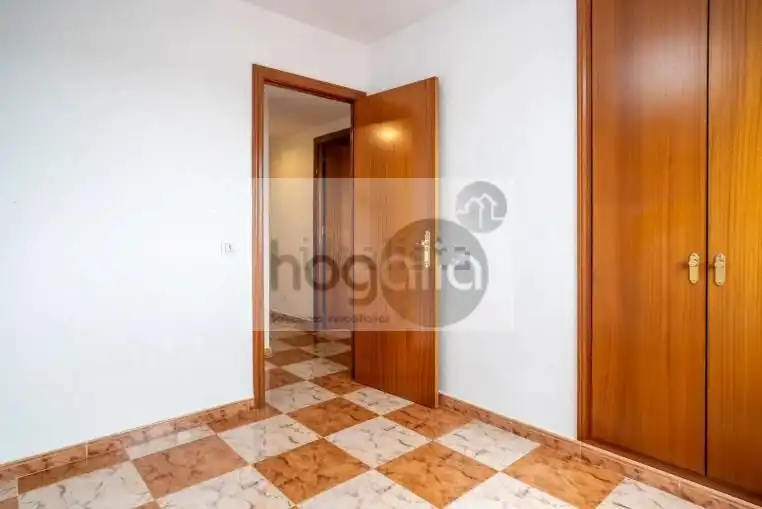 Piso de alquiler en Colores - Entreparques