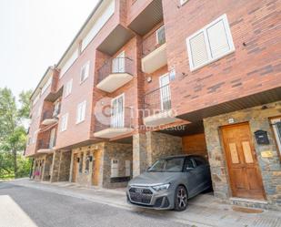 Exterior view of Single-family semi-detached for sale in Tremp  with Air Conditioner, Heating and Parquet flooring