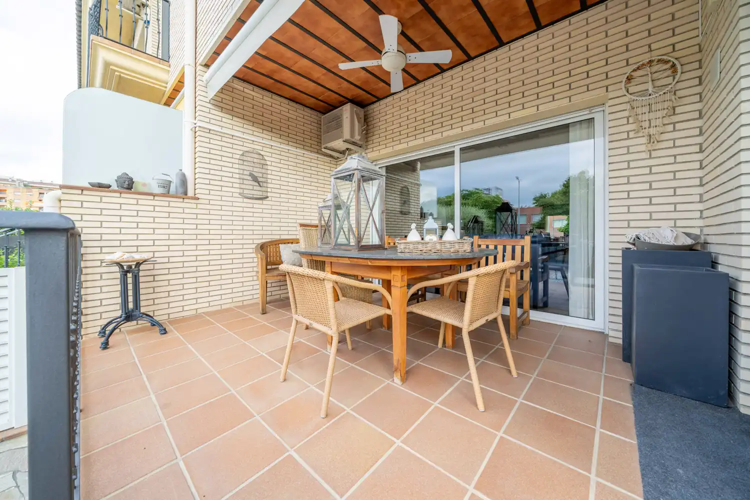 Terrassa de Casa o xalet en venda en Pineda de Mar amb Aire condicionat, Calefacció i Jardí privat