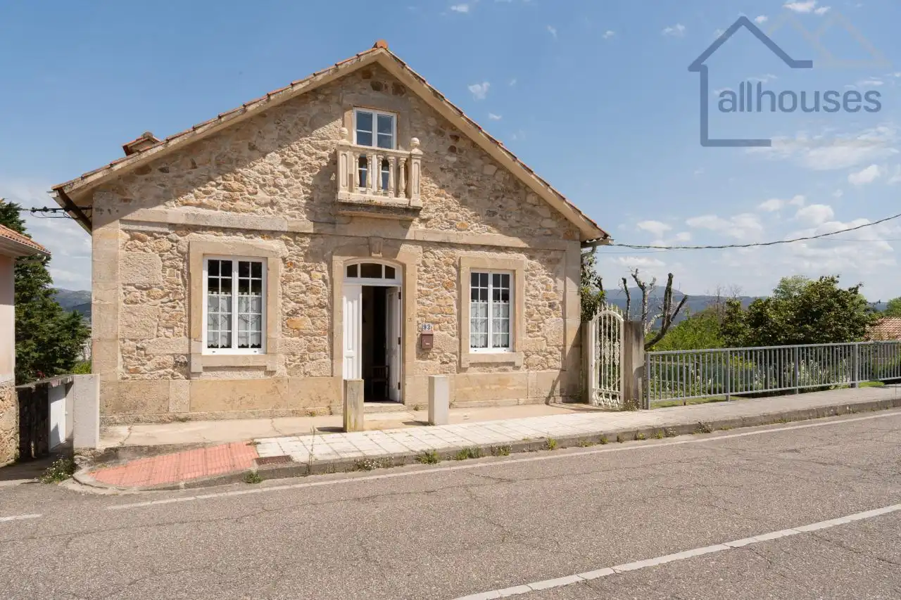 Casa rústica amb terrassa en venda a A Guarda, imagen 13