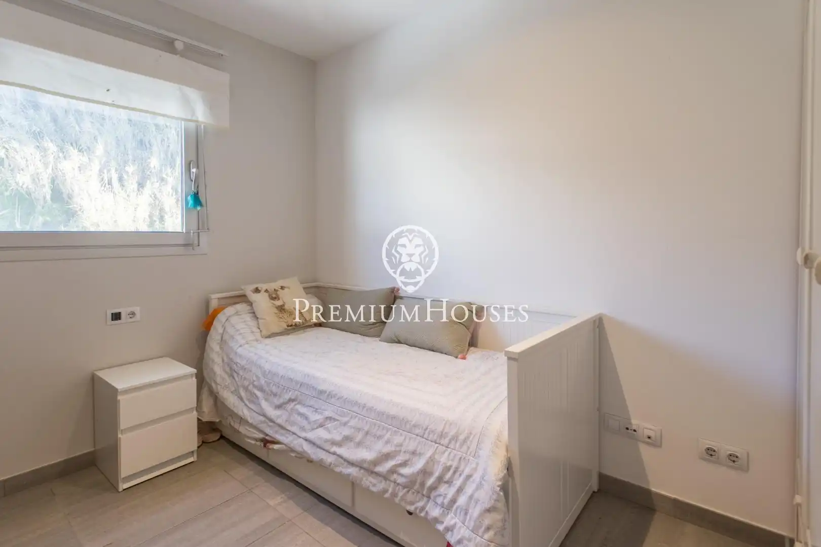Schlafzimmer von Einfamilien-Reihenhaus zum Verkauf in Sant Pol de Mar mit Klimaanlage, Heizung und Parkett