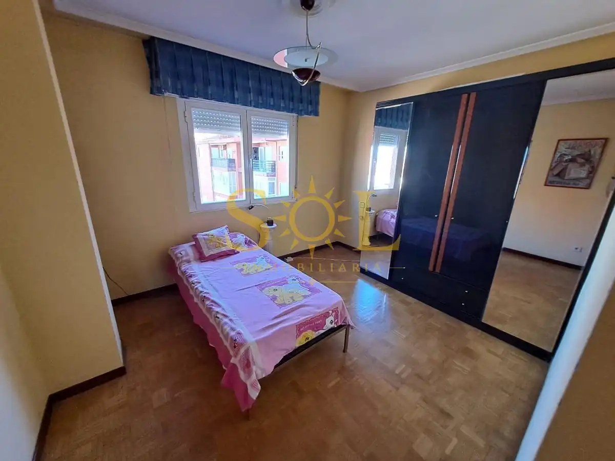 Schlafzimmer von Wohnung zum Verkauf in La Bañeza  mit Heizung, Parkett und Abstellraum