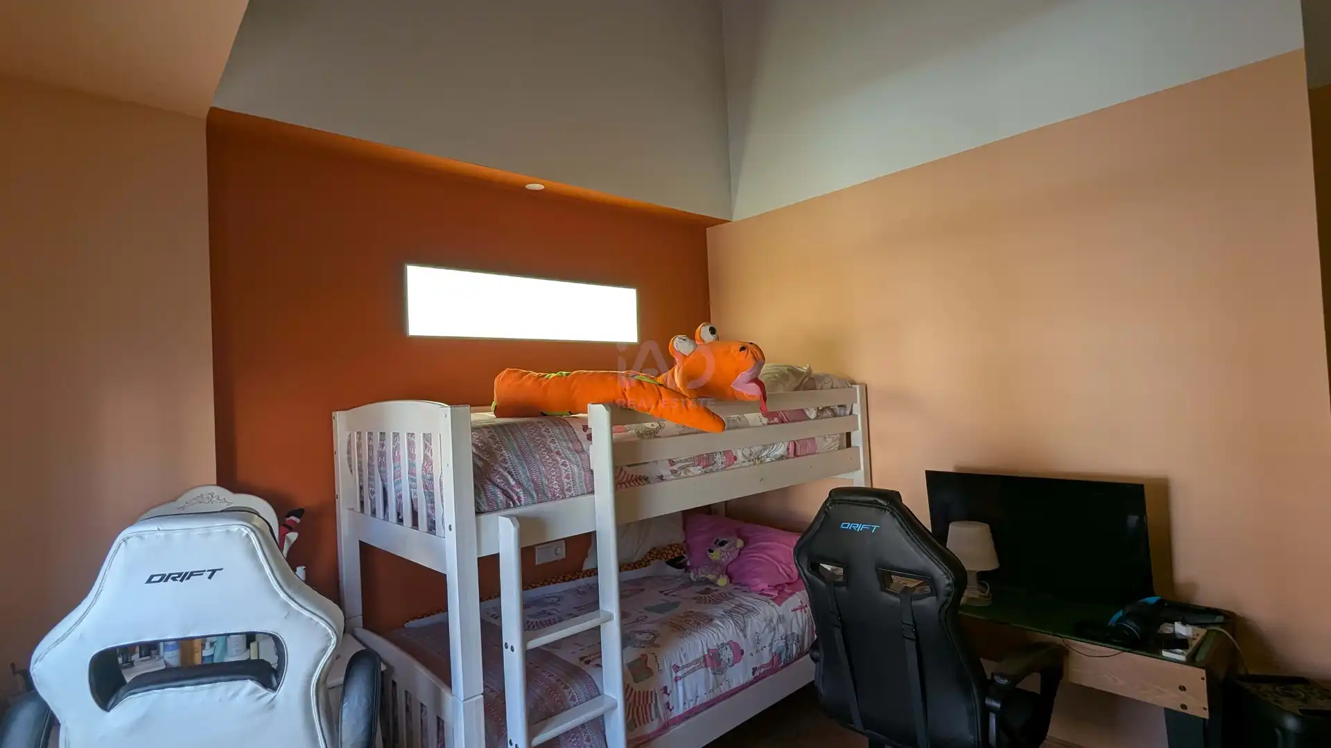 Bedroom of Houses for sale in Sojuela  with Heating