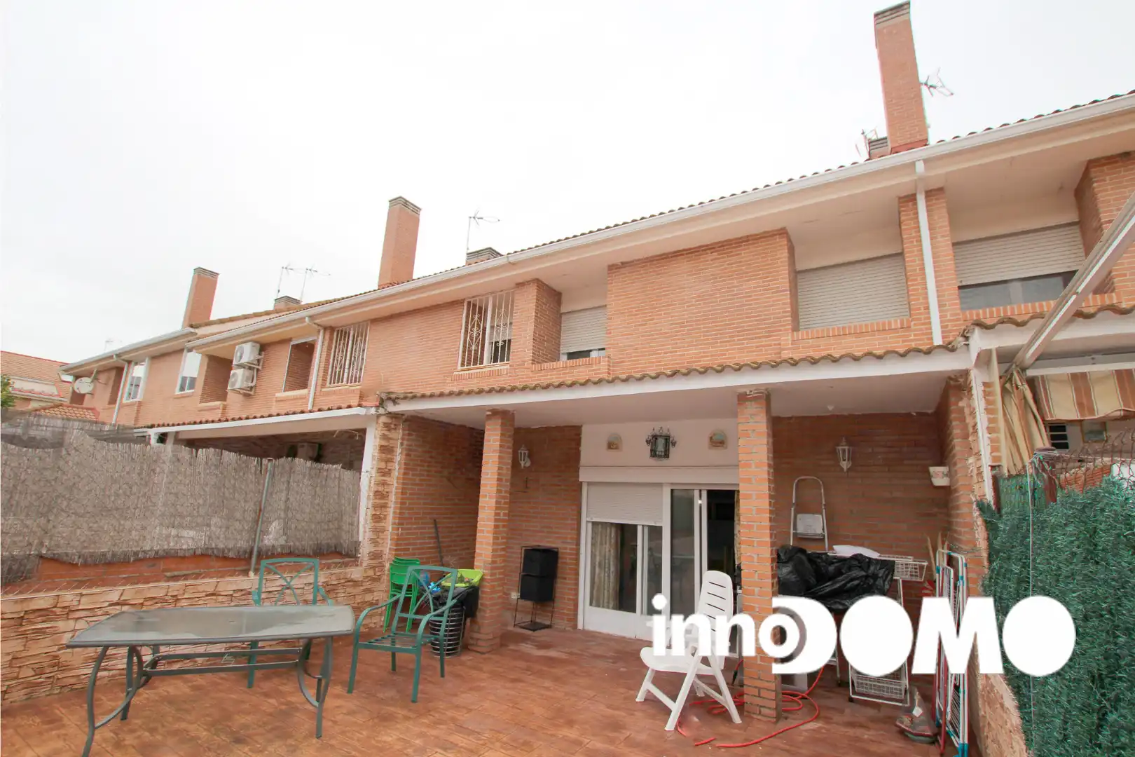 Jardí de Casa adosada en venda en Moraleja de Enmedio amb Calefacció, Jardí privat i Parquet