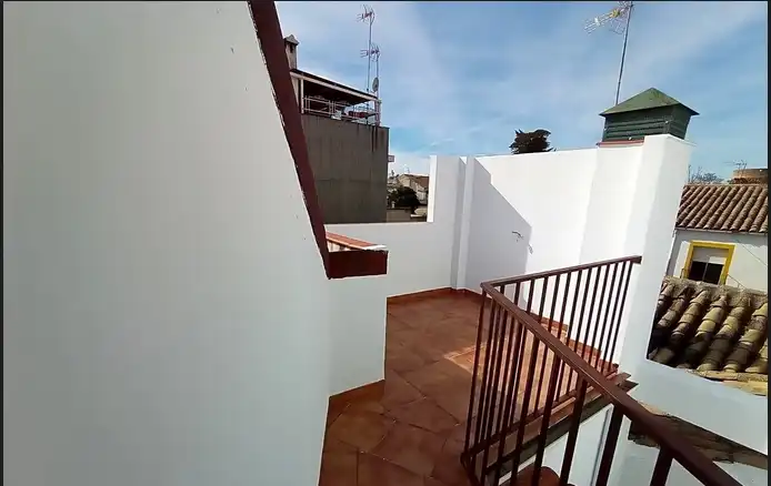 Duplex with terrace to rent in Calle Alberto López Poveda 20