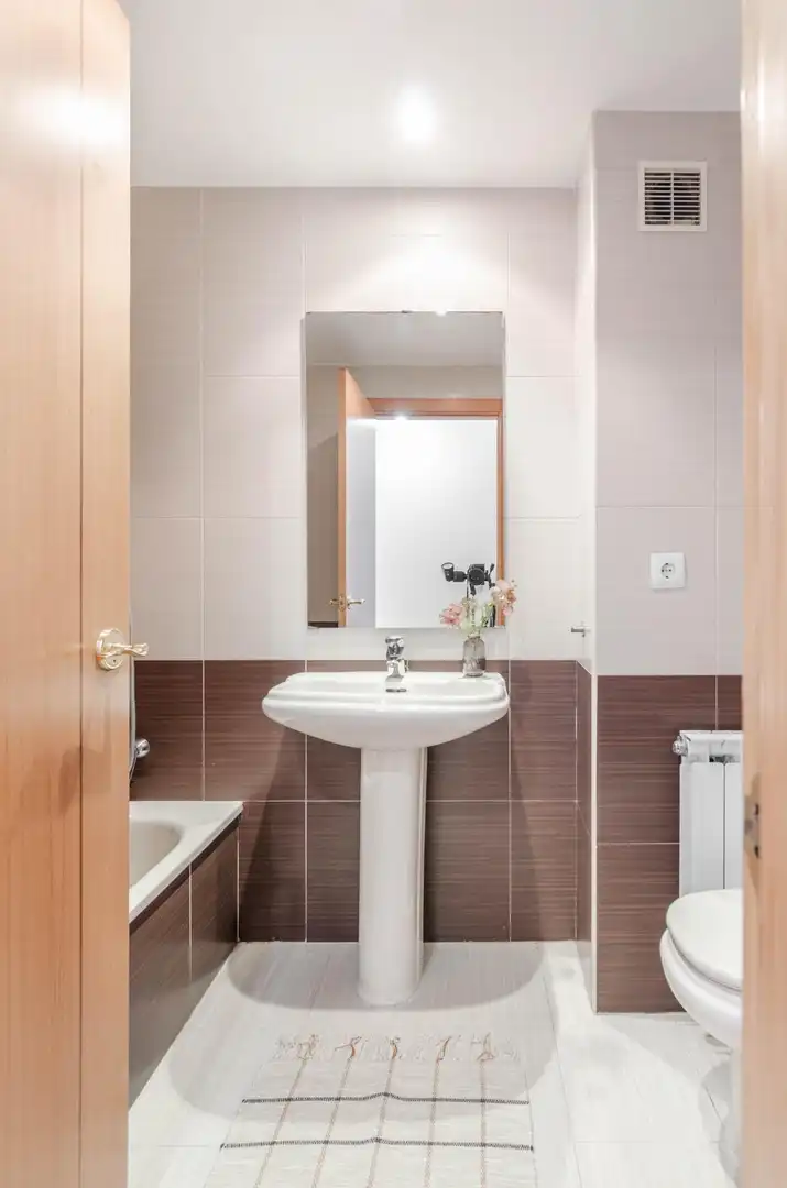 Baño de Piso en venta en Siero con Calefacción, Parquet y Trastero