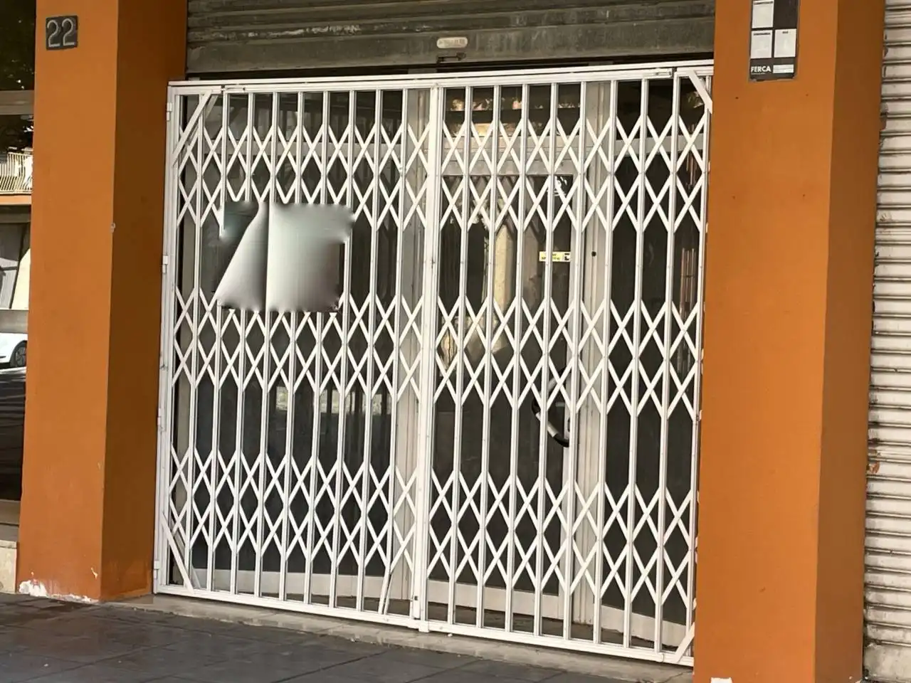 Business premises for sale in Calle Ager, imagen 2