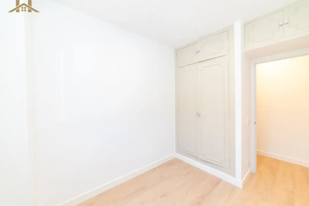 Bedroom of Flat for sale in Pozuelo de Alarcón  with Air Conditioner and Heating